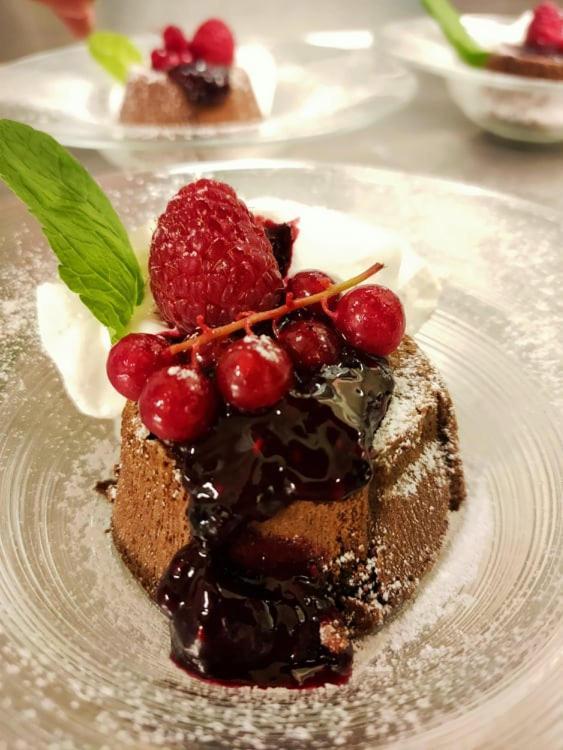 Hirondelle Locanda Аоста Экстерьер фото